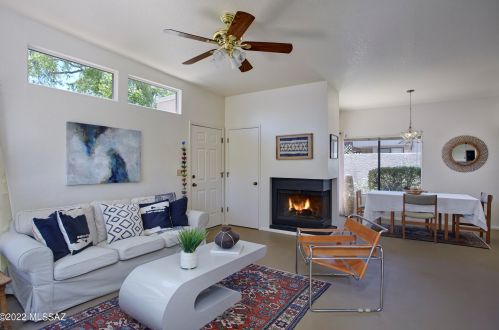 4413 Kleindale Rd, Tucson AZ 85749-8331 exterior