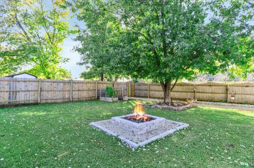 1103 Kinmonth Dr, Joliet IL 60433-8529 exterior