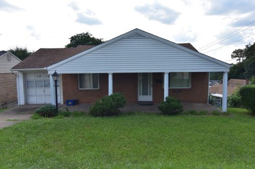 3914 Everlawn St, Pittsburgh, PA 15122-2108