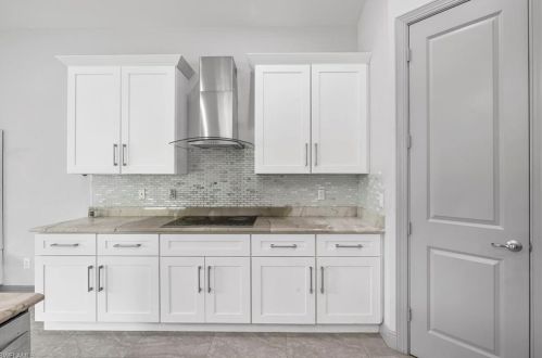 3120 68 St, Naples FL 34105-7225 exterior