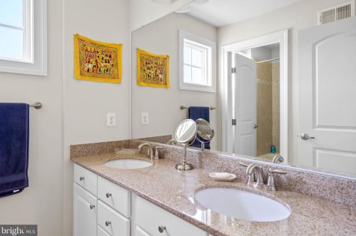 325 Samantha Dr, Lewes DE 19958-4144 exterior