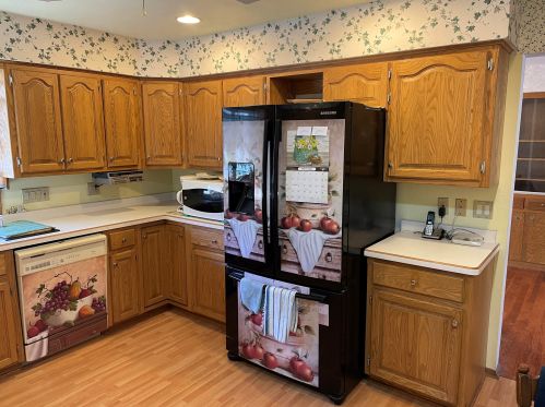 2025 Clayton Crst Ave, Milwaukee WI 53221-3732 exterior