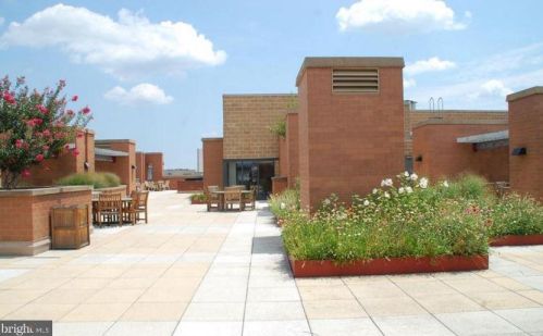 631 D St, Washington DC 20004-2902 exterior