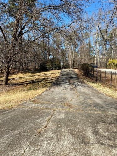 85 Dalrymple Rd, Atlanta, GA 30328-1237