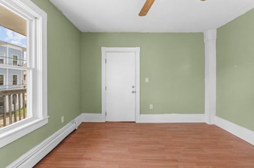 22 Dean St, Woonsocket RI  02895-1314 exterior