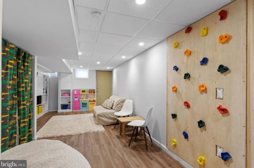 605 Catharine St, Philadelphia PA 19147-2909 exterior