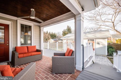 104 Monroe Ave, Alexandria VA 22301-1922 exterior