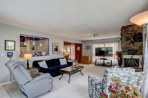 6621 Wisconsin Ave, Milwaukee WI 53213-3914 exterior