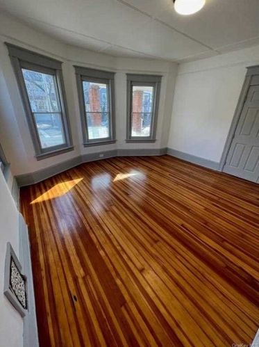 18 Innis Ave, Poughkeepsie NY  12601-3703 exterior