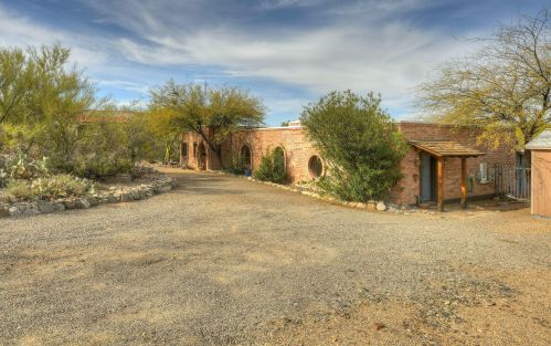 6541 Camino Katrina, Tucson AZ 85718-2023 exterior