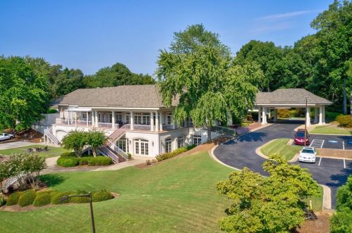 2625 Clb Dr, Gainesville GA 30506-1747 exterior