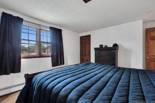 199 Buena Vis Ave, Torrington CT 06790-4028 exterior