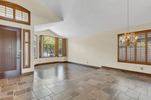 14280 12 Pl, Phoenix AZ 85014-5105 exterior