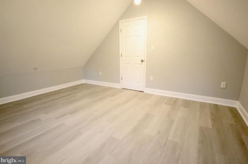 9314 Academy Rd, Philadelphia PA  19114-3523 exterior