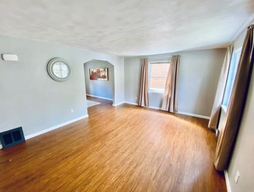 3006 Brentwood Ave, Pittsburgh PA  15227-2817 exterior