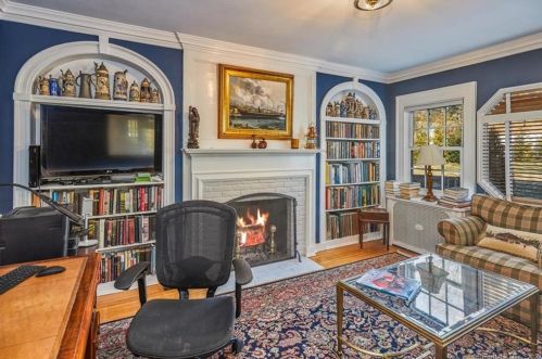 33 Bettswood Rd, Norwalk CT 06851-5123 exterior