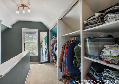 1114 Northlawn St, Grand Rapids MI 49505-3724 exterior