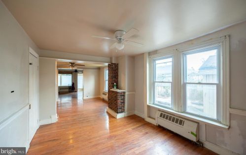 388 Hanover St, Pottstown PA 19464-5327 exterior