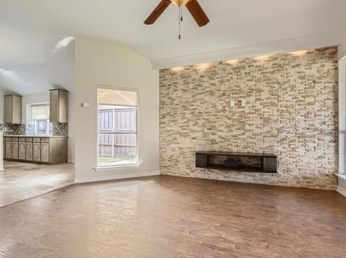 8761 Turnberry Dr, Frisco TX 75034-7865 exterior