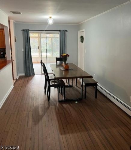 34 William St, Dover NJ 07803-2437 exterior