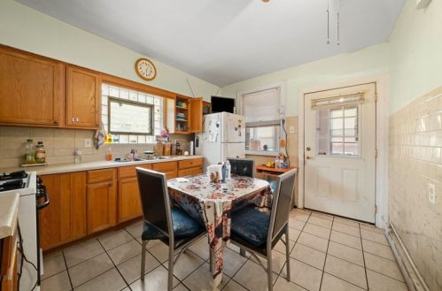 3356 60 St, Chicago IL 60629-4525 exterior