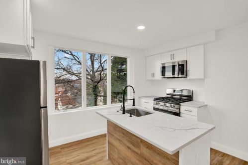 5104 Just St, Washington DC 20019-5560 exterior