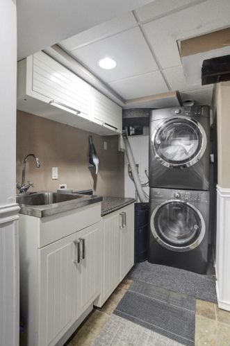 2617 Blackridge Ave, Pittsburgh PA 15235-4130 exterior