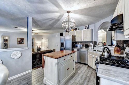 2320 Skylars Ml Way, Lithonia GA exterior