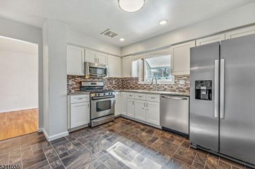 933 Grand Ave, Hackettstown NJ  07840-1015 exterior