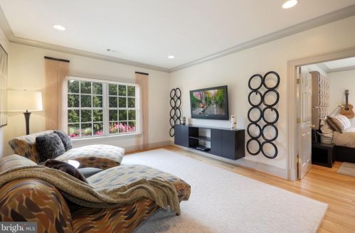 11720 Centurion Way, Rockville MD 20854-6420 exterior