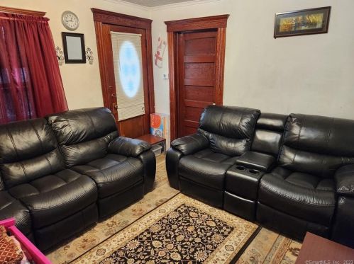 127 Mcguinness St, Torrington, CT 06790-3223