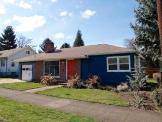 8525 Peninsular Ave, Portland, OR 97217-7013