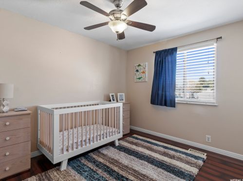 8211 1520, Taylorsville UT 84084-2420 exterior