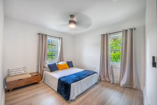 1234 Indian River Dr, Fort Pierce FL  34950-5417 exterior