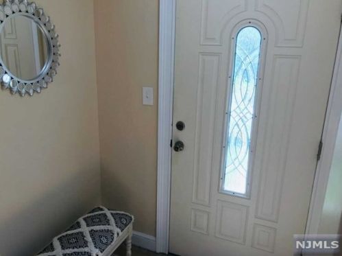 57 Elizabeth St, River Edge NJ  07661-2007 exterior