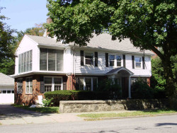 221 Waltham St, Newton, MA 02465-1355