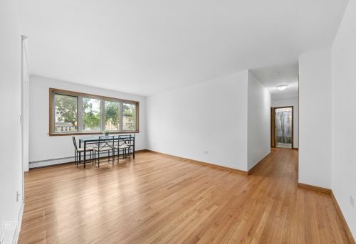 6312 Paulina St, Chicago, IL 60660-1163