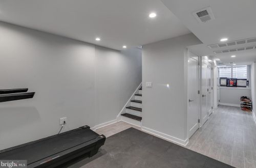 617 Emily St, Philadelphia PA 19148-2529 exterior