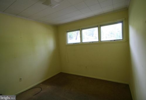 810 Lions Back Dr, Huntingdon PA 16652-3024 exterior