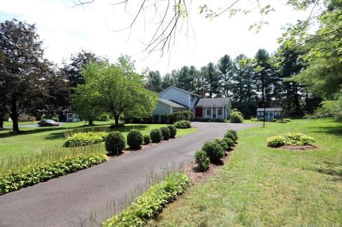 96 Kendrick Ln, Windsor, CT 06095-1797