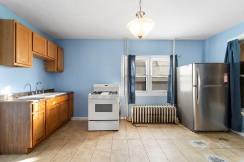 2140 Laramie Ave, Chicago IL 60639-3103 exterior