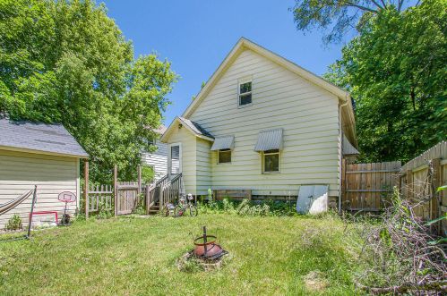 1608 Bank St, Kalamazoo MI 49001-2909 exterior