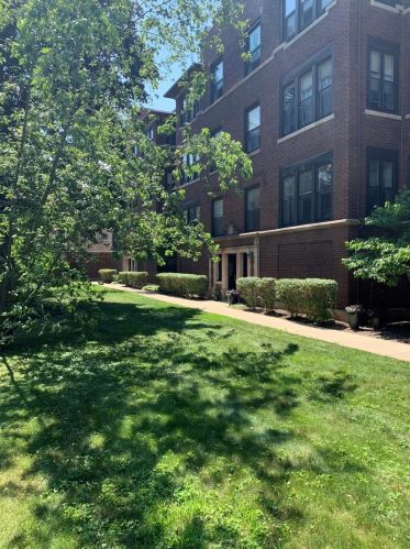 1441 Greenleaf Ave, Chicago IL  60626-2889 exterior