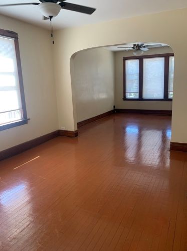 9103 Dobson Ave, Chicago, IL 60619-7817