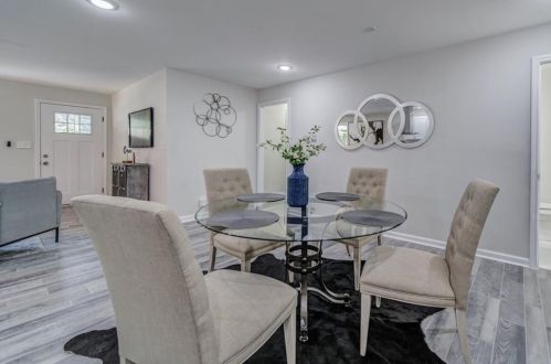 856 Harwell Rd, Atlanta GA  30318-5828 exterior