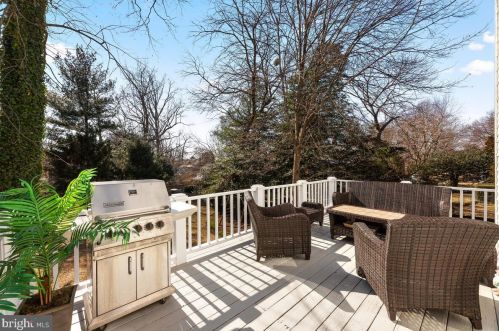 8904 1st Ave, Silver Spring MD 20912-4654 exterior