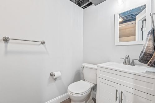 1437 Avon Pl, Pittsburgh PA 15221-1216 exterior