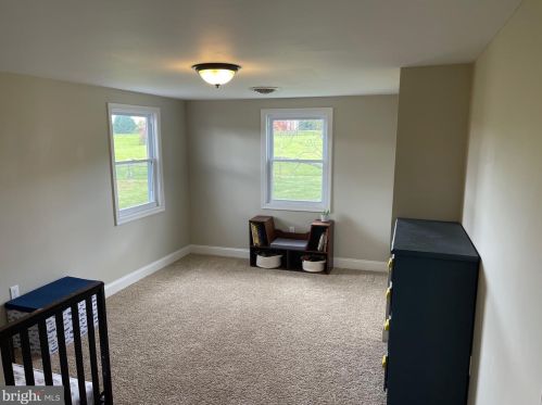 998 Plunkert Rd, Littlestown PA 17340-9643 exterior