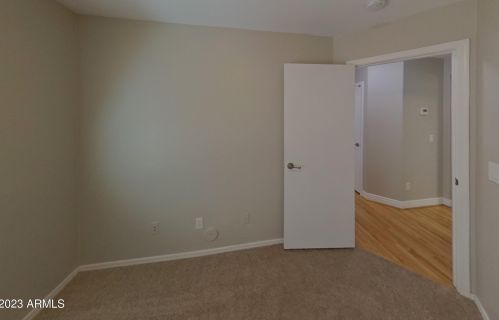 2518 66th Dr, Phoenix AZ  85043-8525 exterior