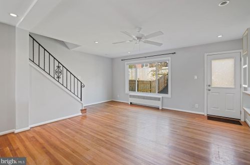 204 Aspen St, Alexandria VA  22305-1812 exterior